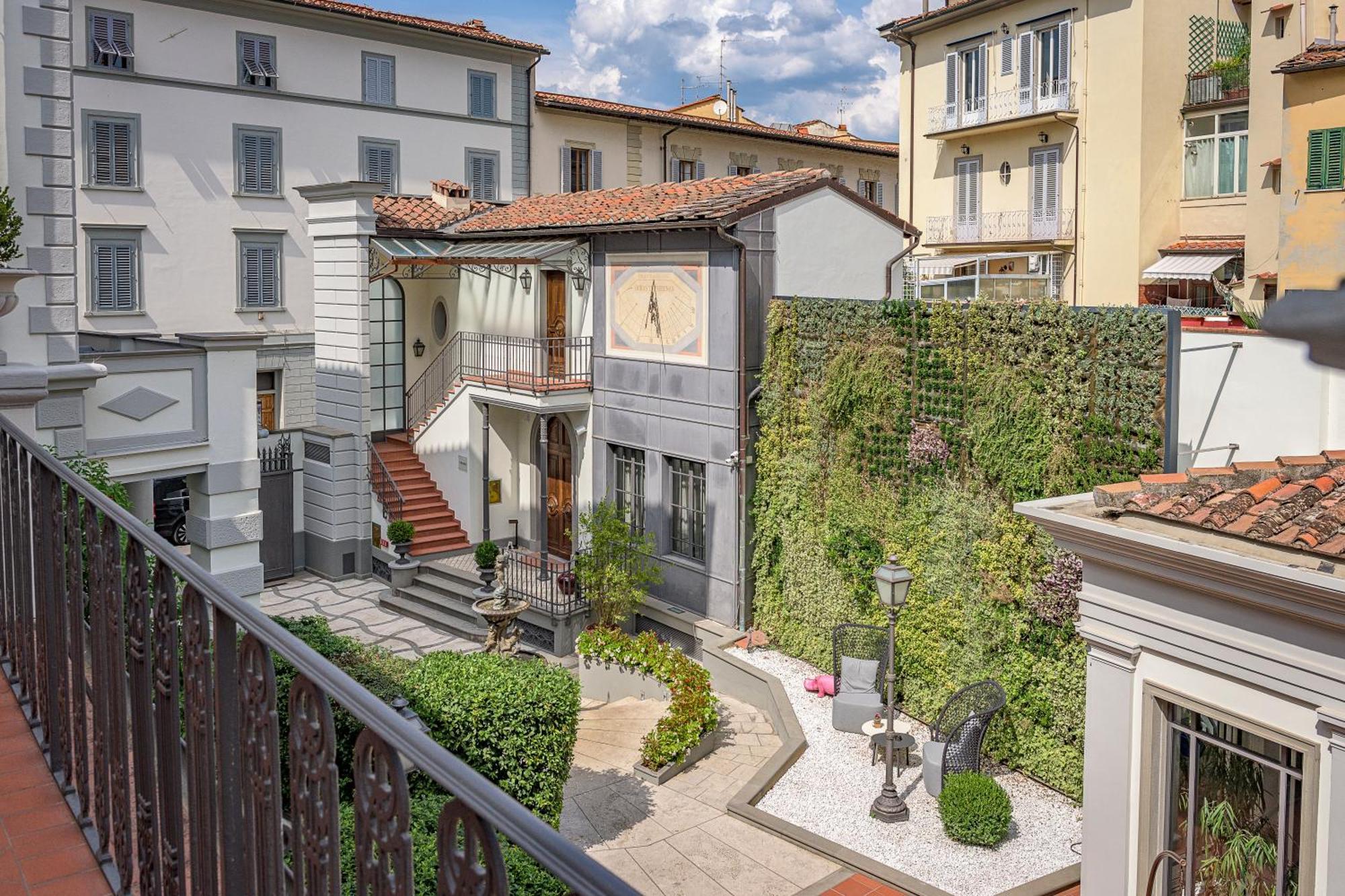 Palazzo Montebello Firenze Bagian luar foto